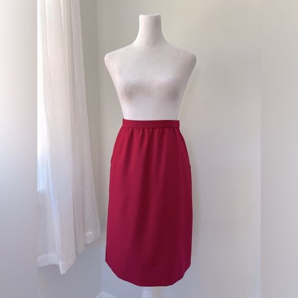 Vintage ‘80s Schrader Sport 100% Pure Wool Red Knee-Length Skirt - Picture 2 of 7